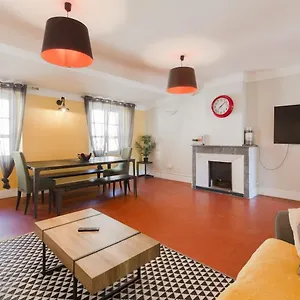 Backpackers Antibes